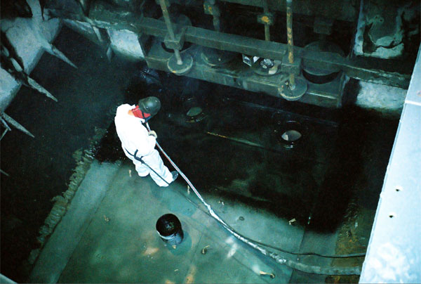 Flotation Cells Protected from Abrasion and Chemical Corrosion